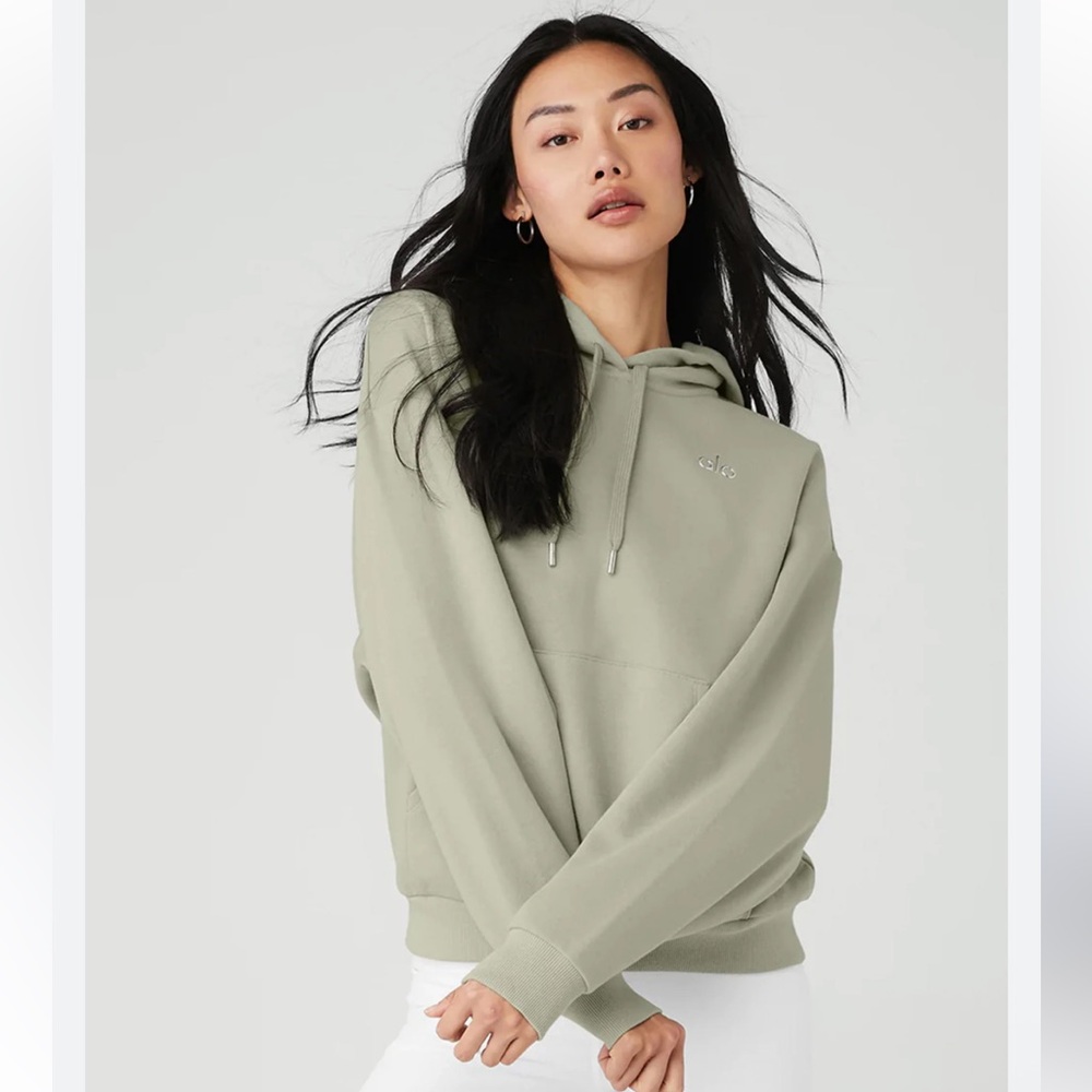 ALO Yoga Women's Accolade Hoodie